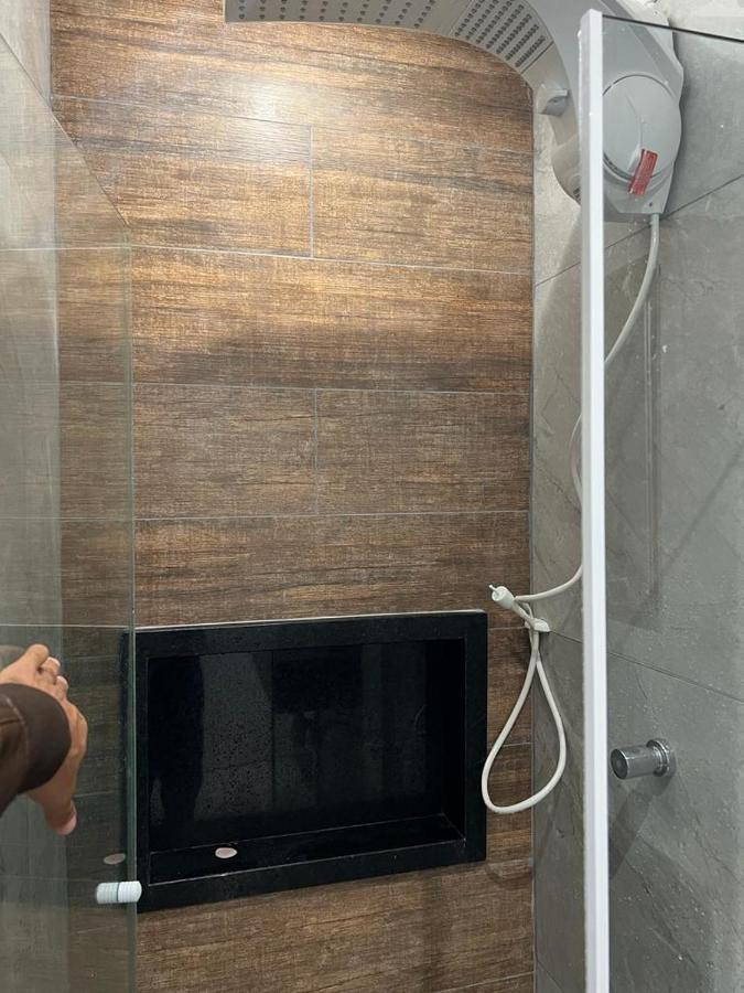 Apartamento Para Pessoas De Familia Ou A Negocio, Ap Lindo Aconchegante No Bras Proximo Igreja Mundial,Mercado Municipal, 25 De Marco, Templo Salomao, Metro Dom Pedro Ll, Bancos, Mercado E Etc São Paulo Eksteriør billede