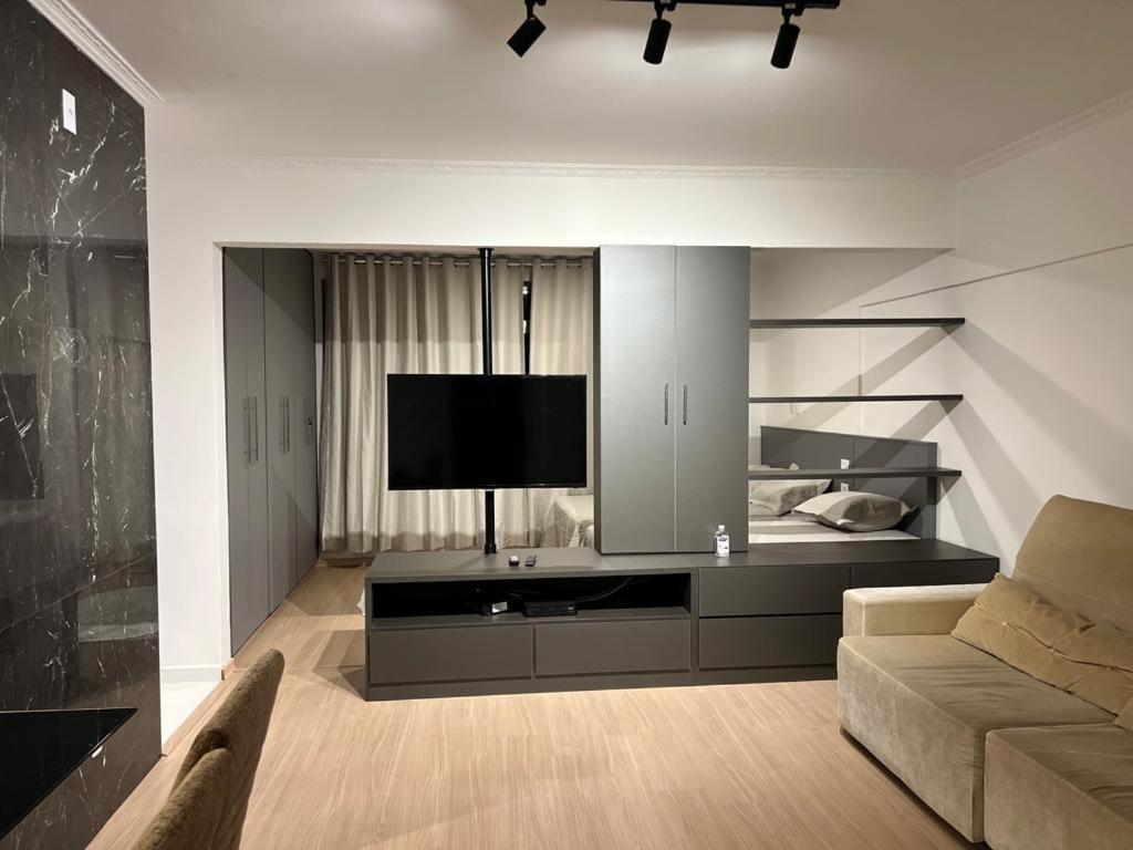 Apartamento Para Pessoas De Familia Ou A Negocio, Ap Lindo Aconchegante No Bras Proximo Igreja Mundial,Mercado Municipal, 25 De Marco, Templo Salomao, Metro Dom Pedro Ll, Bancos, Mercado E Etc São Paulo Eksteriør billede